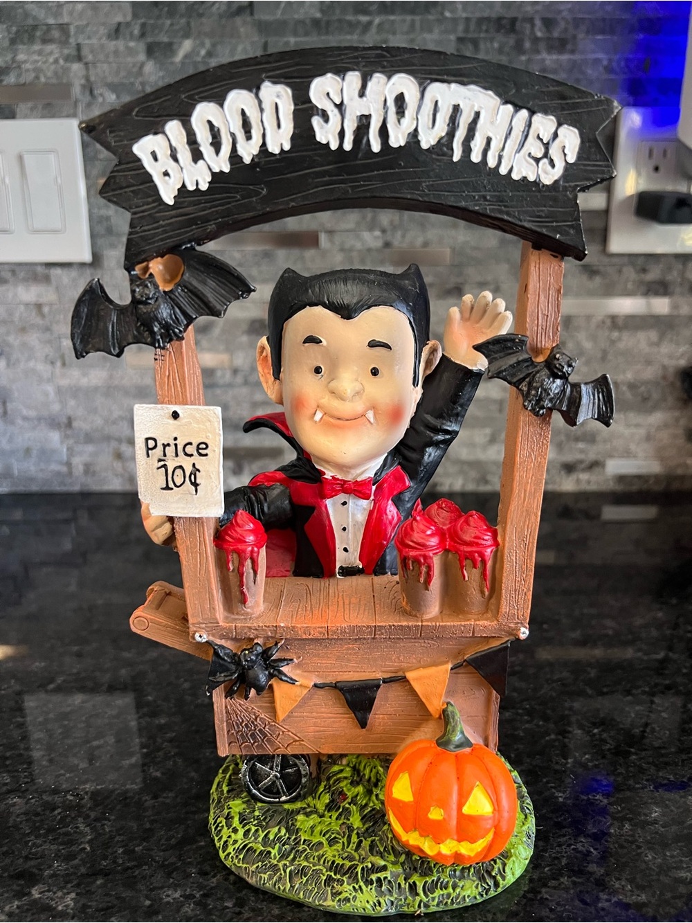 SO CUTE!!! DRACULA Blood Smoothies Halloween Stan
